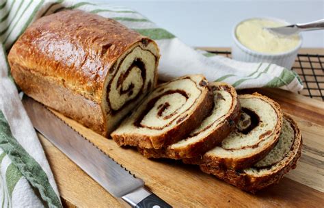 cinnamon-swirl-bread-epicuricloud-tina-verrelli image