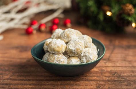 old-fashioned-walnut-balls-recipe-the-spruce-eats image