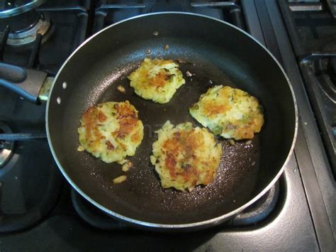 bubble-and-squeak-recipe-4-on-a-trip image