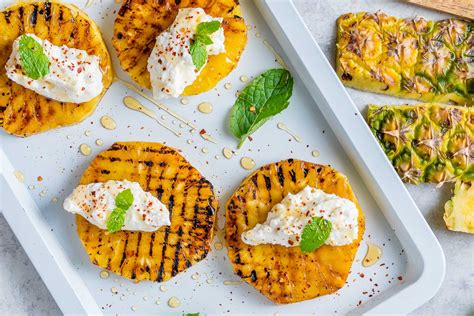 grilled-pineapple-with-ricotta-honey-clean-food image