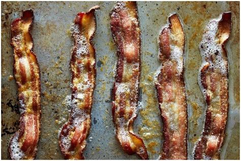 chrissy-teigens-bacon-hack-how-to-make-garlic image