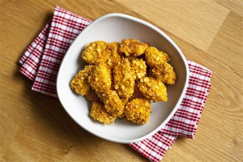 easy-crispy-chicken-nuggets-my-little-gourmet image