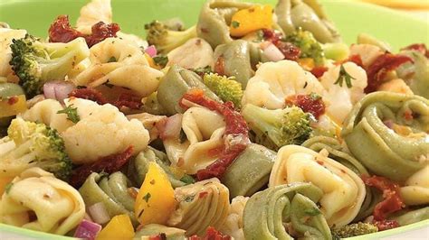 quick-easy-tortellini-salad-recipes-pillsburycom image