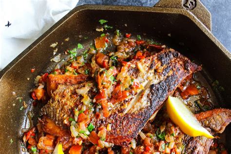 pan-seared-snapper-with-red-pepper-sauce-clean image
