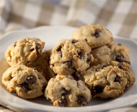 almond-chocolate-chip-cookies-solo-foods image