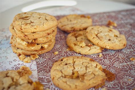 peanut-brittle-cookies-loveless-cafe image