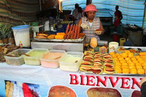 15-ecuadorian-street-foods-you-must-try-visiting image