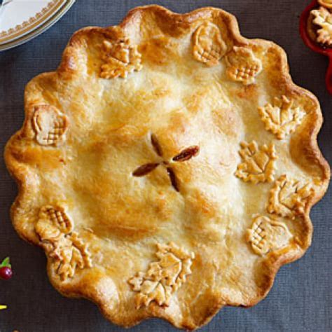 apple-ginger-cranberry-pie-with-vanilla-ice-cream image