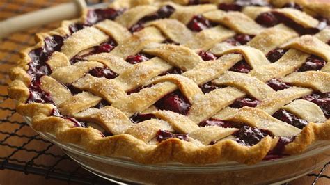 triple-berry-pie-recipe-pillsburycom image
