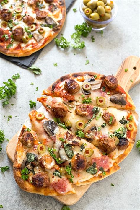 easy-spicy-italian-sausage-grilled-flatbread-pizza image