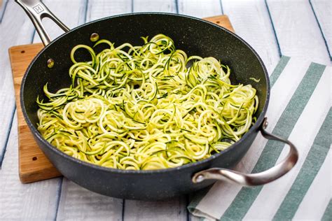 6-best-zucchini-noodle-recipes-the-spruce-eats image