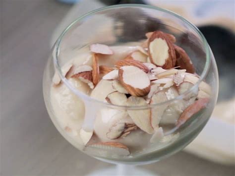 homemade-vanilla-ice-cream-recipe-ndtv-food image