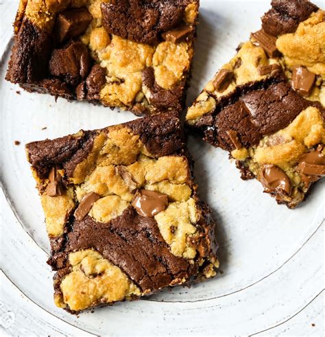 brookie-chocolate-chip-cookie-and-brownie-bars image