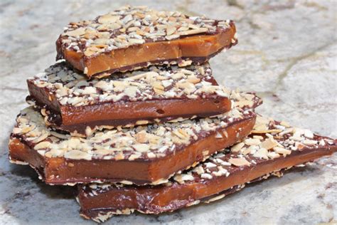 almond-buttercrunch-toffee-recipe-bakepedia image