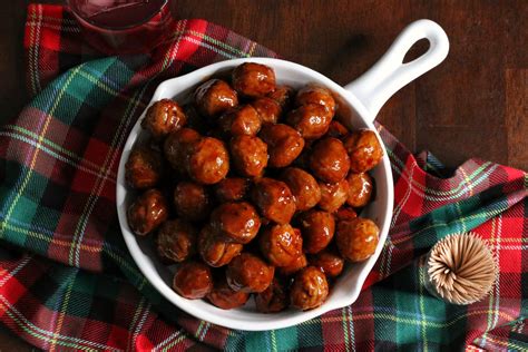 sweet-chili-meatballs-an-easy-entertaining-recipe-lex image