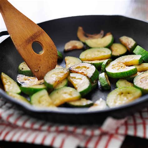 recipe-for-easy-sauteed-zucchini-italian-style-simple image