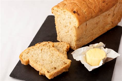 onion-bread-recipe-great-british-chefs image