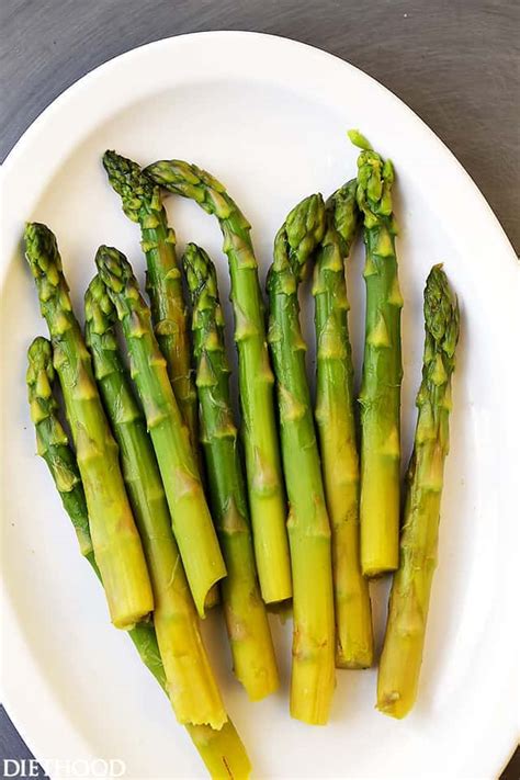 asparagus-with-lemon-butter-sauce-recipe-easy image