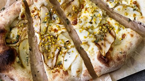 pear-and-gorgonzola-pizza-recipe-chef-me-at-home image