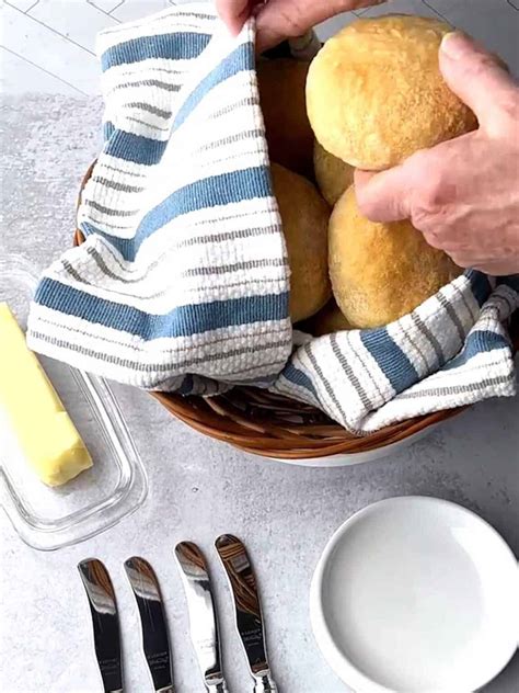 homemade-crusty-french-bread-rolls-bread-machine image