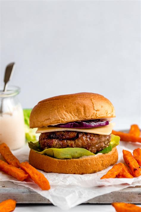 best-ever-grilled-turkey-burgers-extra-juicy-pwwb image