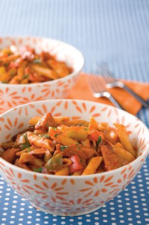 sausage-and-peppers-pasta-paula-deen image