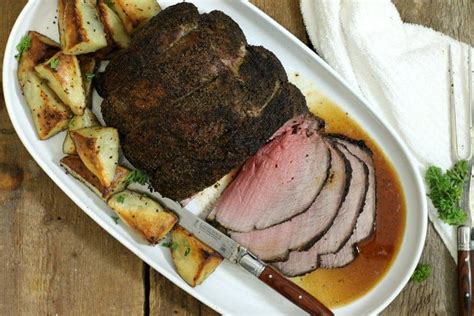 coffee-rubbed-sirloin-tip-roast-earth-food-and-fire image