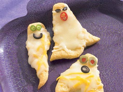 cheesy-crescent-ghosts-recipe-lifemadedeliciousca image