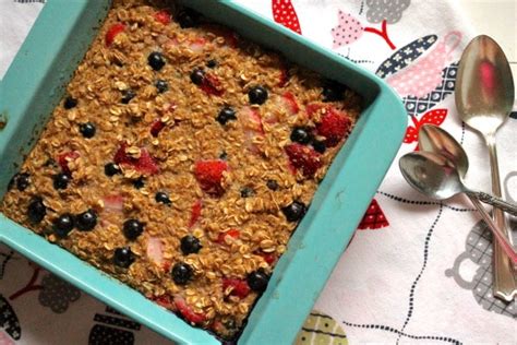 strawberry-blueberry-baked-oatmeal-stephie-cooks image