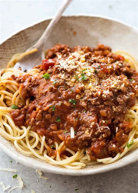 spaghetti-bolognese-recipetin-eats image