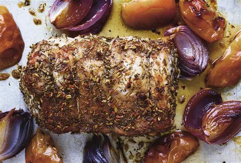 roast-pork-loin-with-apples-and-onions-leites image