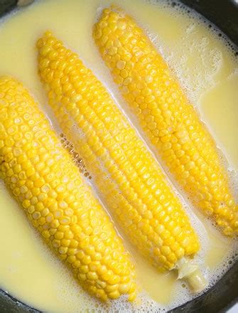 boiling-corn-on-the-cob-one-pot-one-pot image