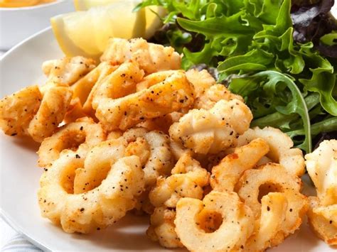 what-to-serve-with-salt-and-pepper-calamari-a image