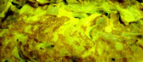 omelette-with-chopped-onion-my-wok-life image