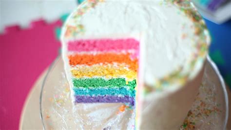 9-rainbow-cake-recipes-worth-a-pot-of-gold image
