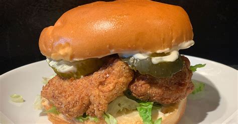 this-fried-pheasant-sandwich-might-make-you-forget image