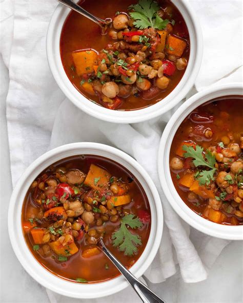 slow-cooker-moroccan-chickpea-stew-last-ingredient image