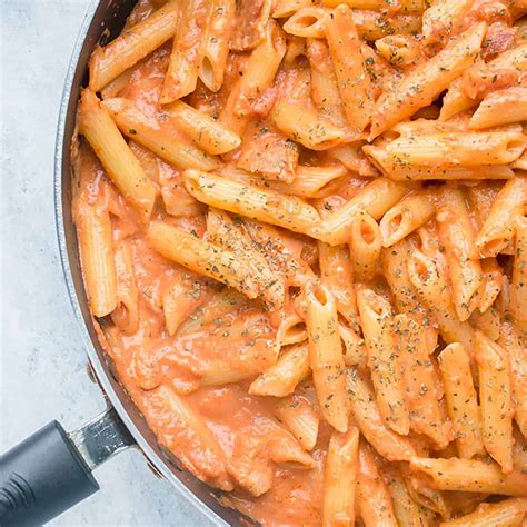 penne-alla-vodka-with-bacon-cooking-with-mamma-c image