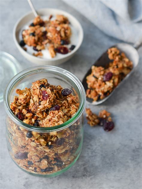 granola-once-upon-a-chef-with-big-crunchy-clusters image