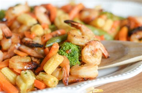 air-fryer-honey-garlic-shrimp-mommy-hates-cooking image