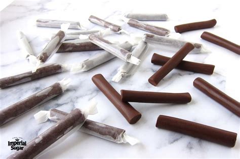 homemade-tootsie-rolls-imperial-sugar image