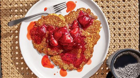 lacy-cornmeal-pancakes-with-strawberry-compote image