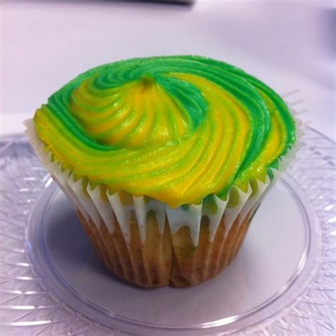 mountain-dew-cupcakes-with-frosting-all-food image