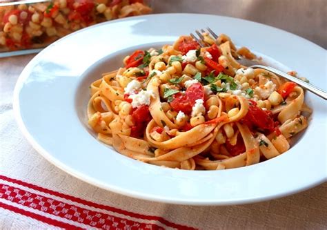 pasta-with-fresh-corn-and-tomatoes-simple image