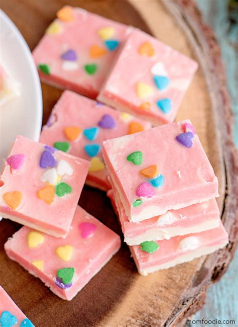 strawberry-fudge-with-cream-swirl-mom-foodie image
