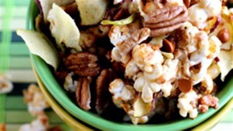 caramel-apple-popcorn-recipe-tablespooncom image