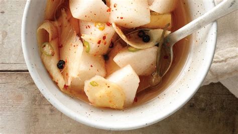 pickled-pears-recipe-bon-apptit image
