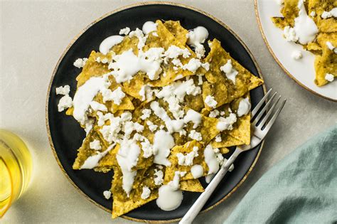 a-simple-mexican-dish-how-to-make-chilaquiles-with image