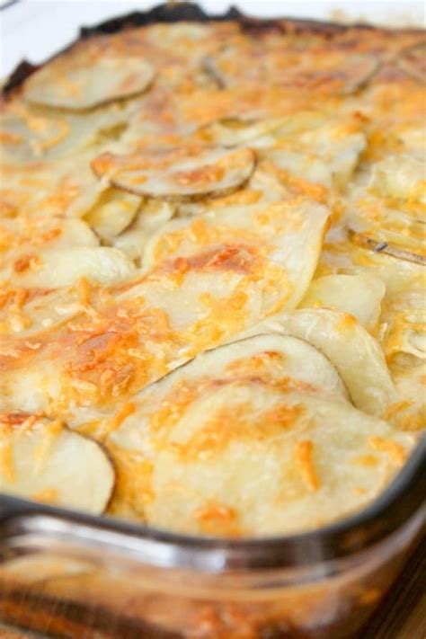 easy-potatoes-au-gratin-a-moms-take image
