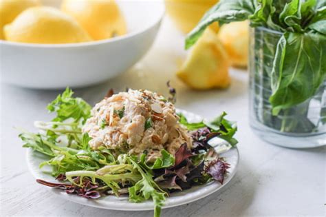 lemon-herb-low-carb-chicken-salad-easy-lunch-in-10 image